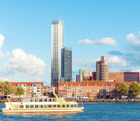 rotterdam-city-skyline-view-in-netherlands-2025-01-09-07-17-45-utc